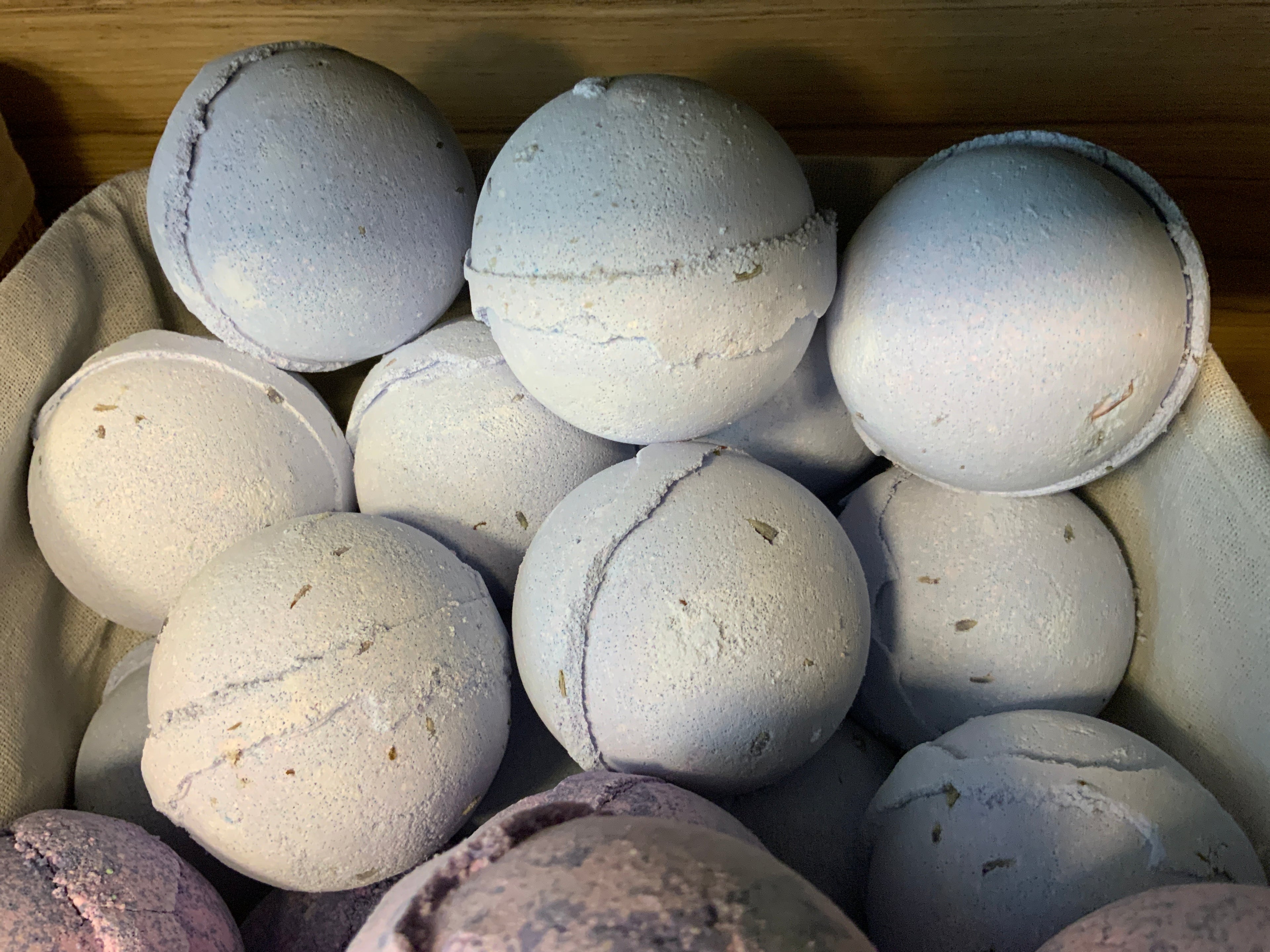 Badbruisbal lavender & steeds