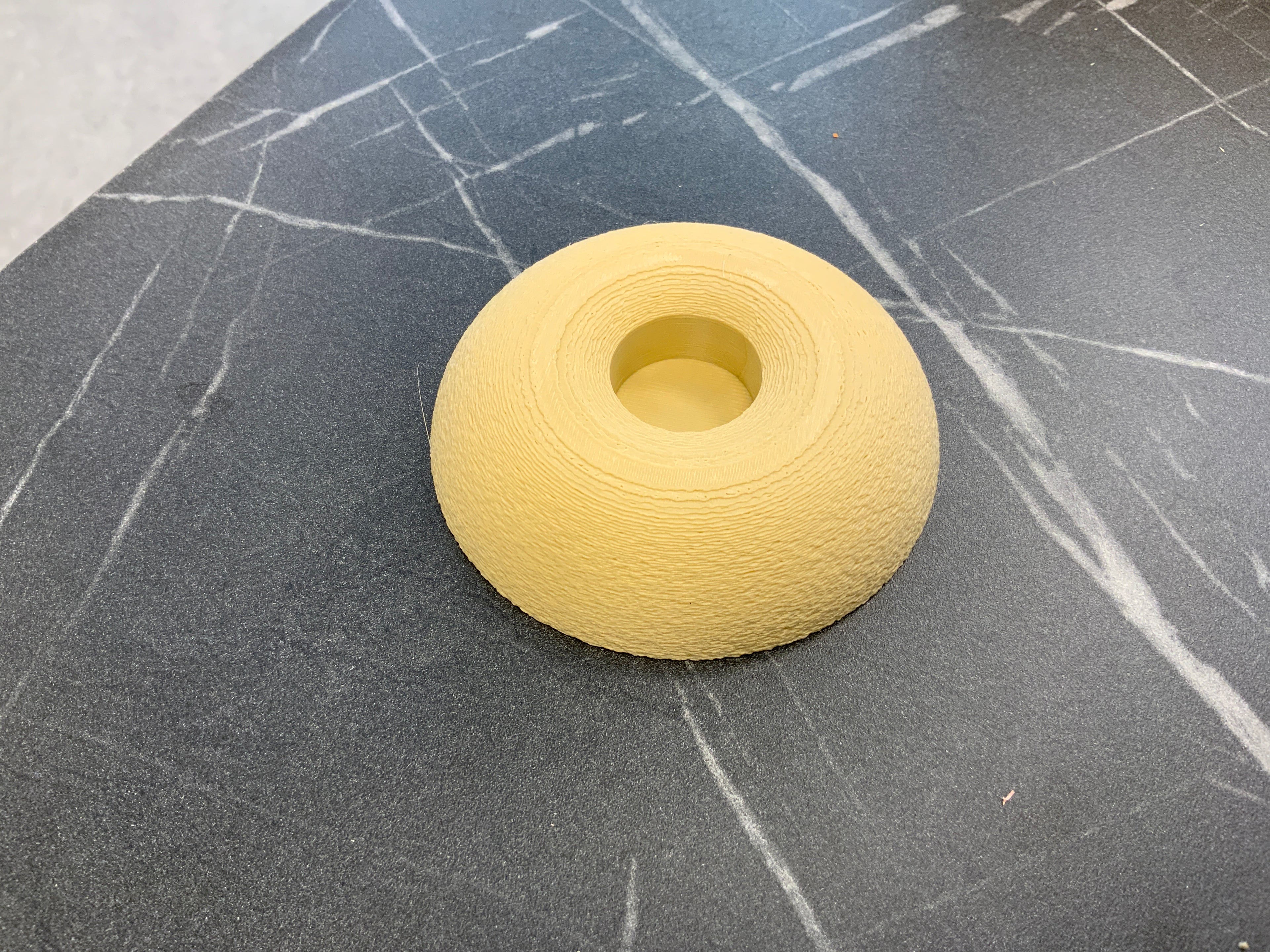 3d geprint Modulaire kaarsen standaard donut beige