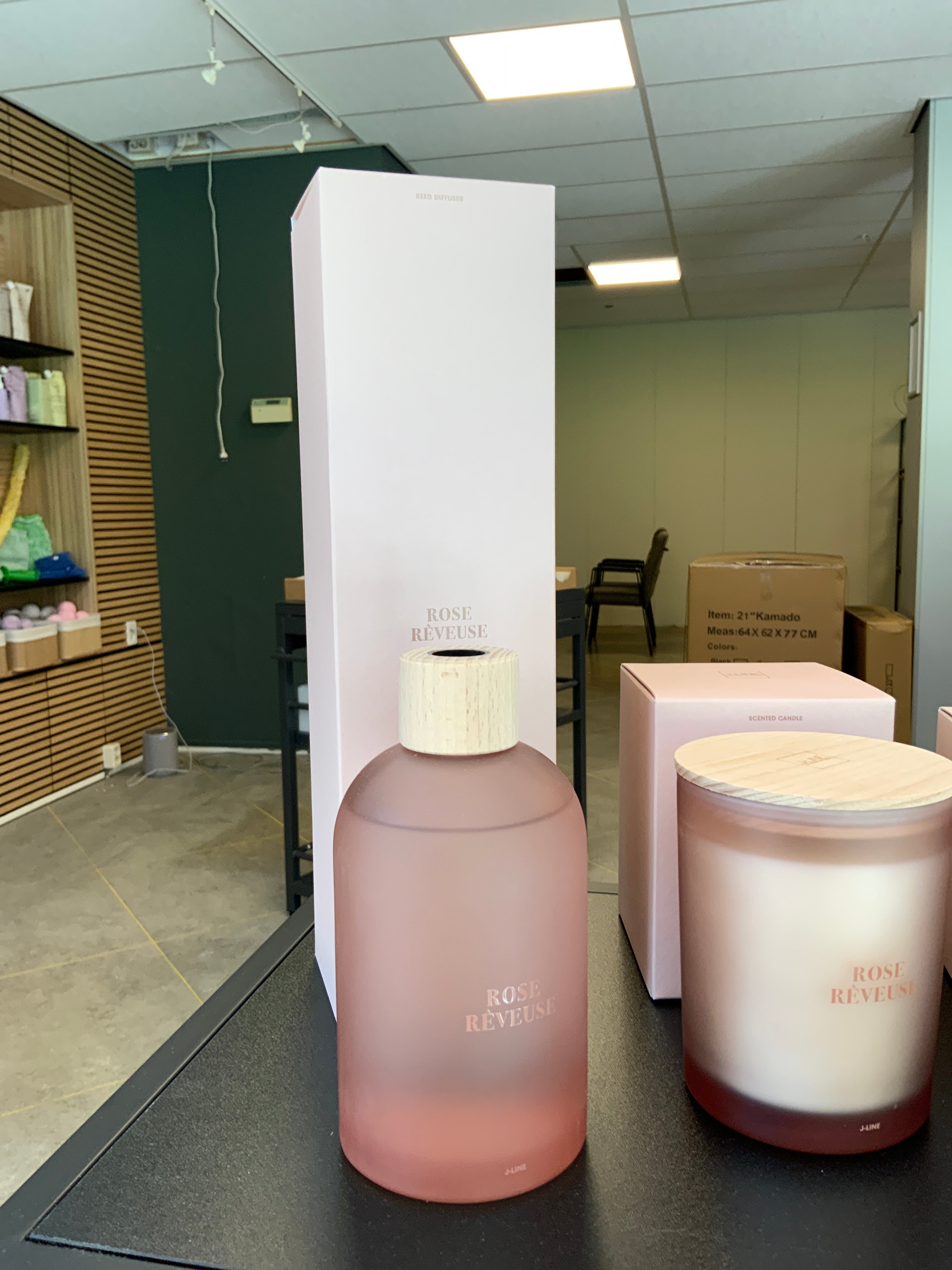 J-Line geurstokjes Accords Essentiels - Rose Rêveuse - roze - 550 ml