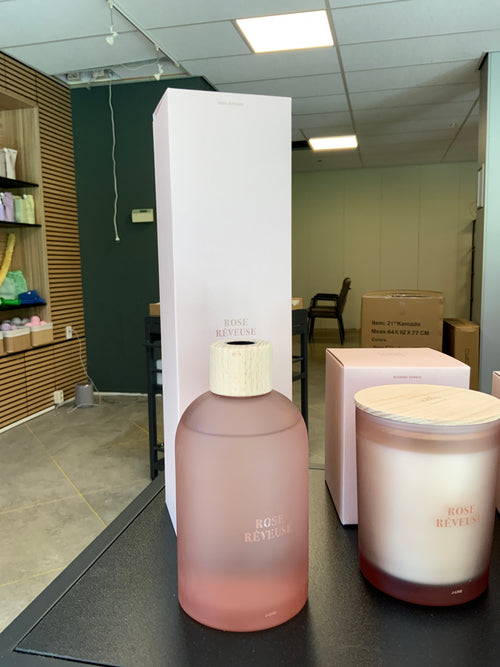 J-Line geurstokjes Accords Essentiels - Rose Rêveuse - roze - 550 ml