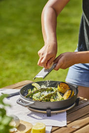 Ooni skillet pan