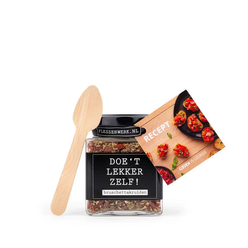 Bruschetta kruiden met lepel