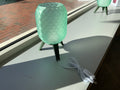3d geprint lamp op voet groen transparant