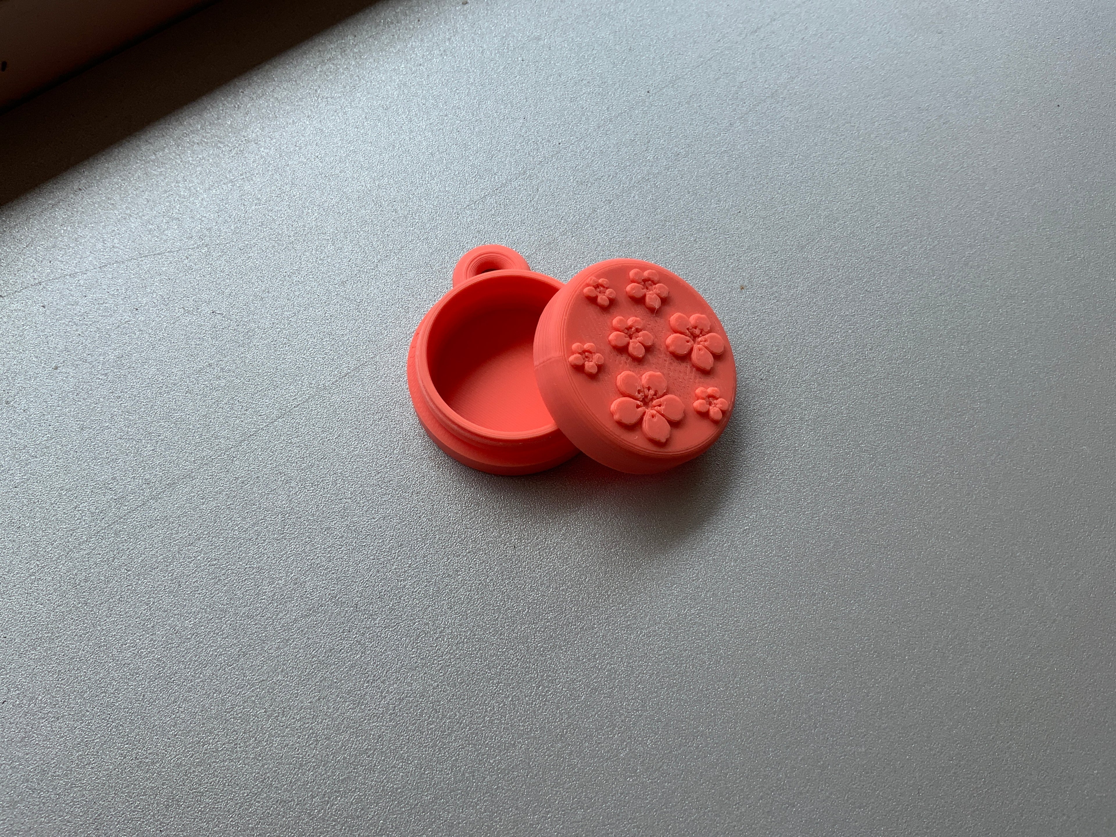 3d geprinte pillendoosje sleutelhanger