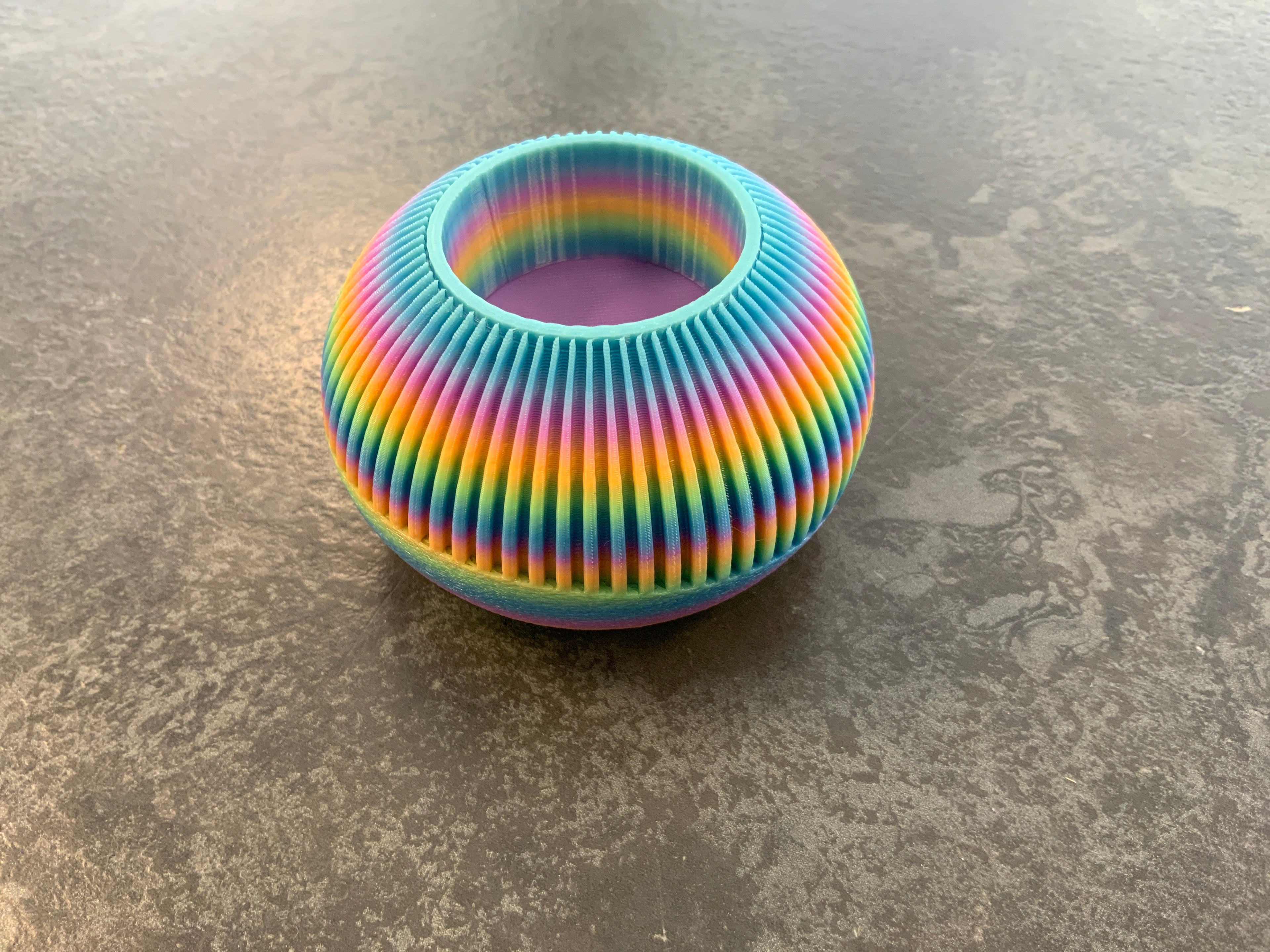 3D geprint waxinelichtje regenboog kleuren klein